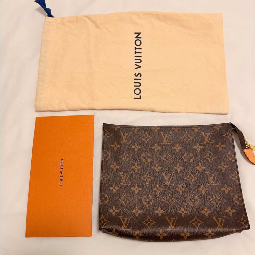Louis Vuitton Pochette Toiletry Bag